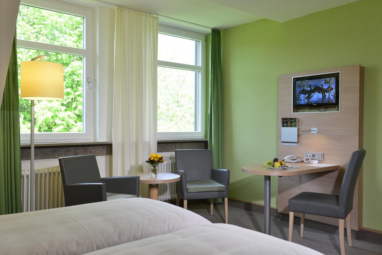 Tagungszentrum Schmerlenbach Hösbach Eksteriør billede